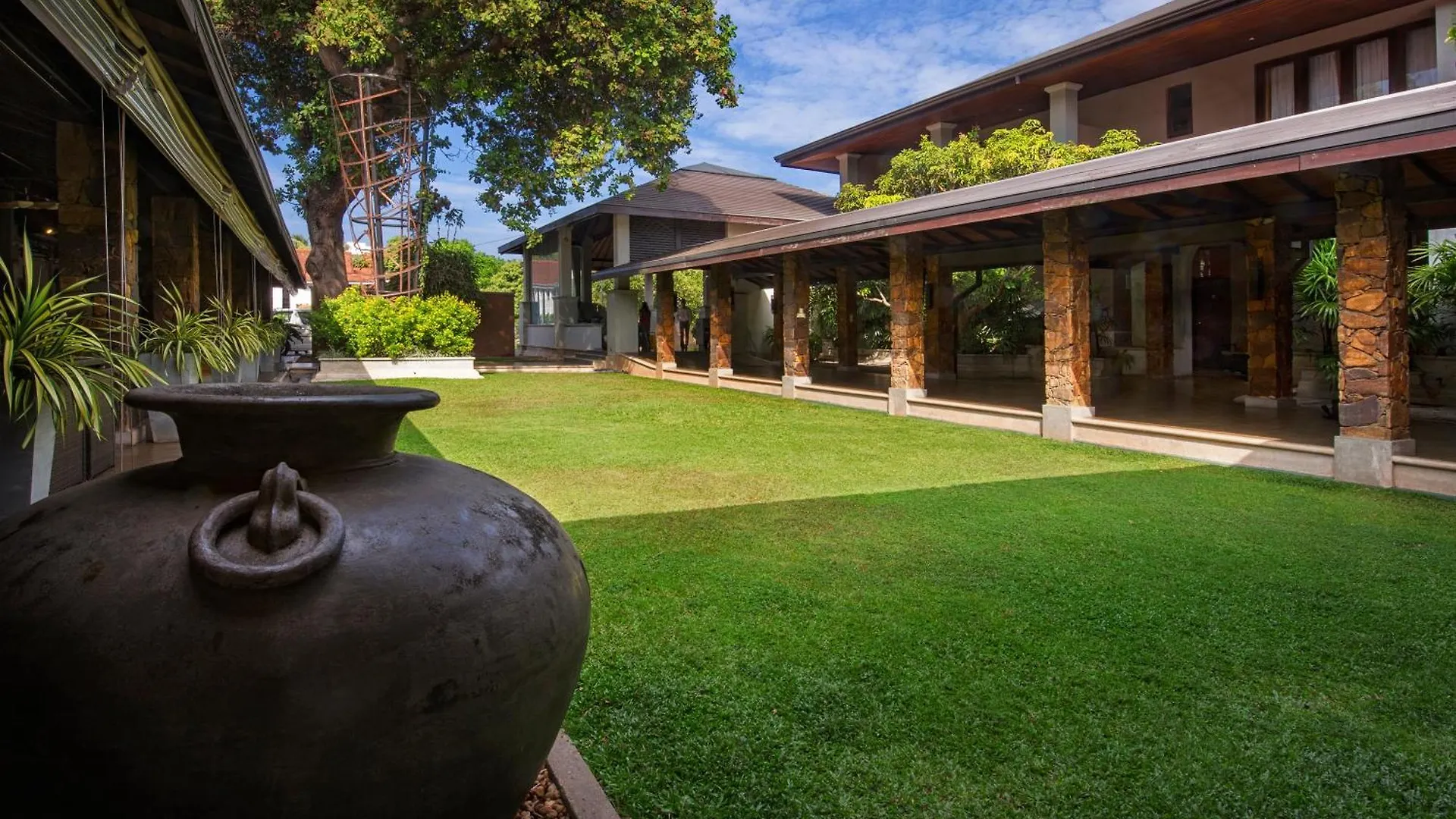 The Full Moon Hotel Katunayaka